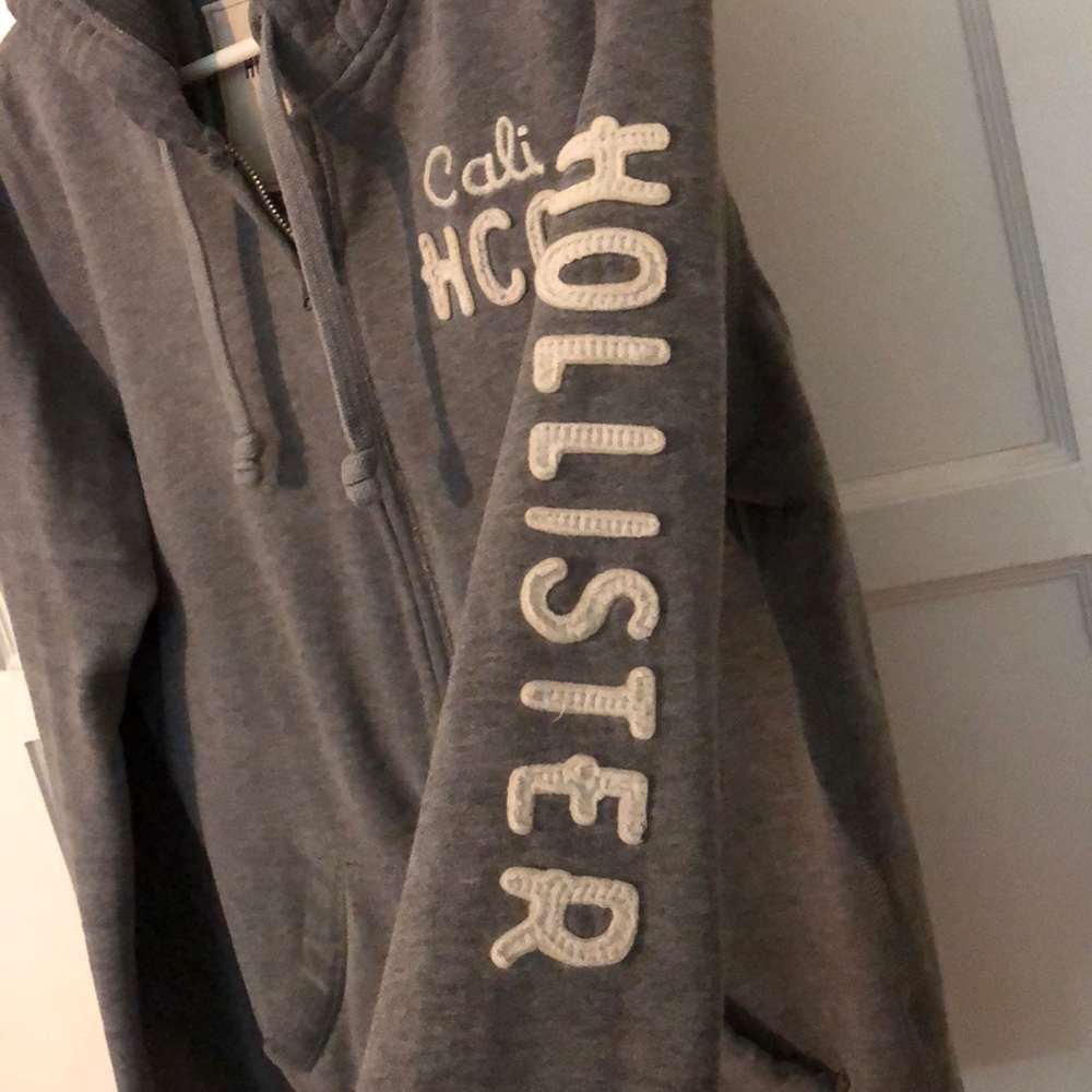 sweater - Picture 4 of 4